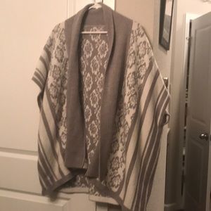 Ann Taylor gray and white drape sweater